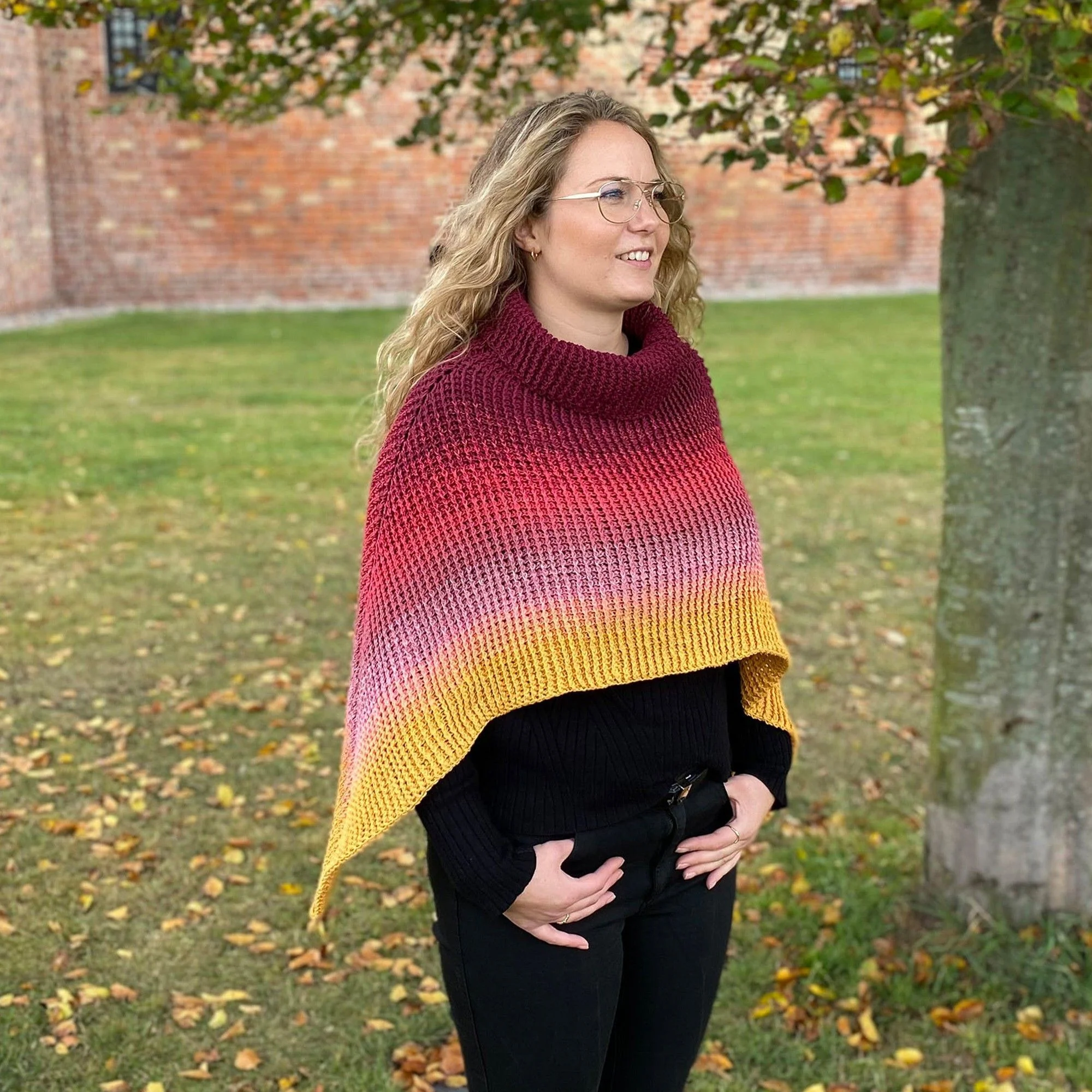 In-Lines - Poncho - Image 2