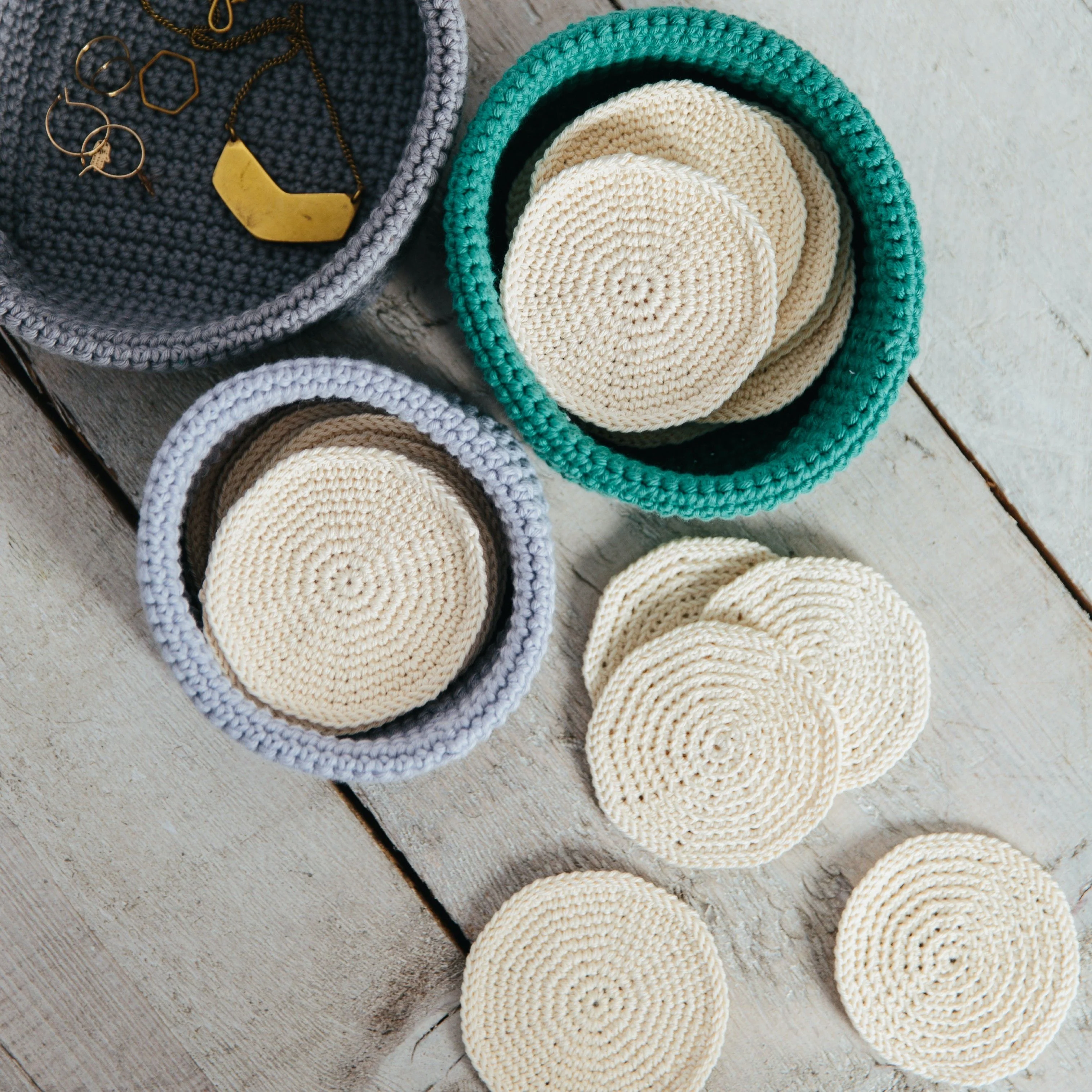 Make-up pads and pots - Image 7