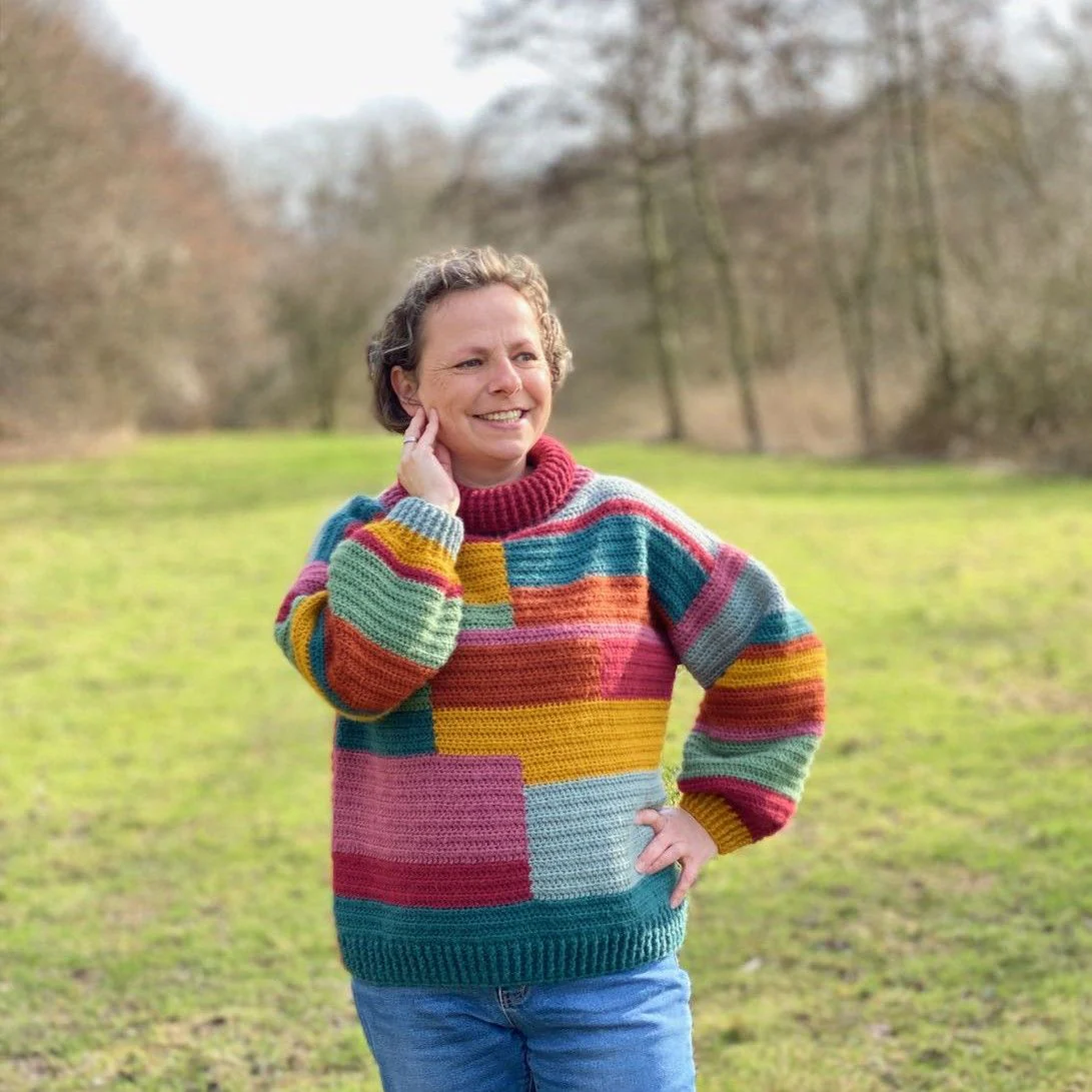 Colour Block - Sweater - Image 4