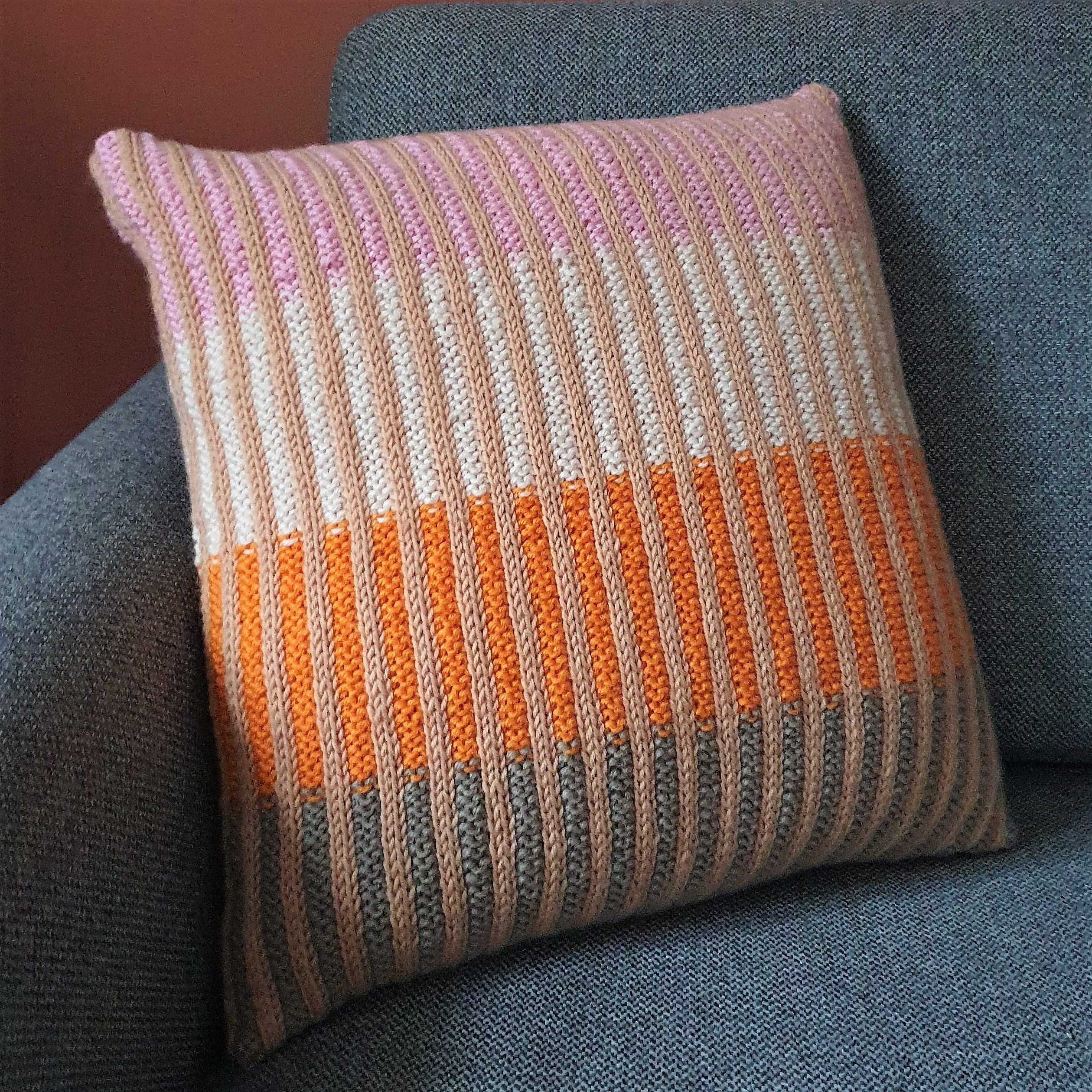 Lula - Pillow - Image 3