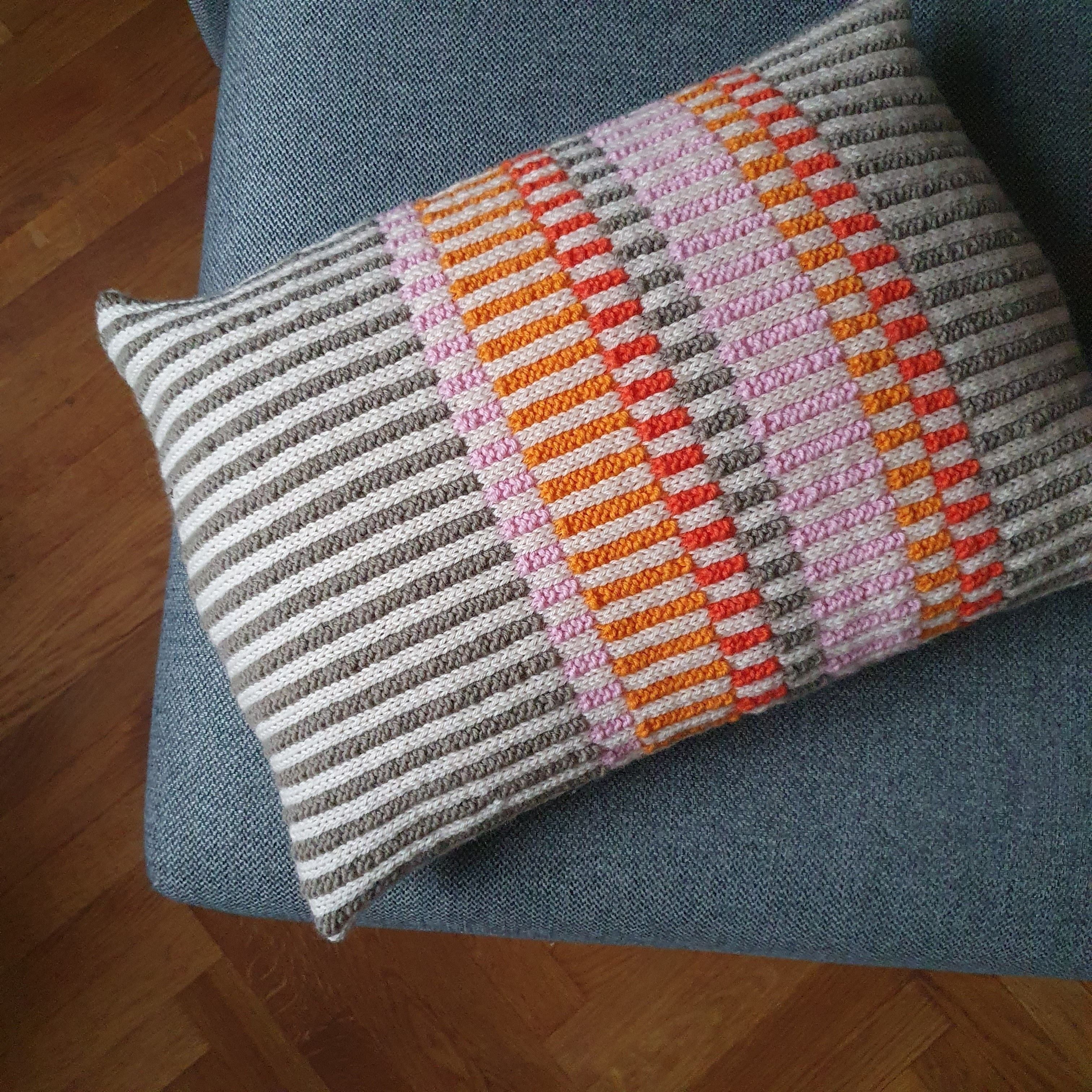 Laki - Pillow - Image 2