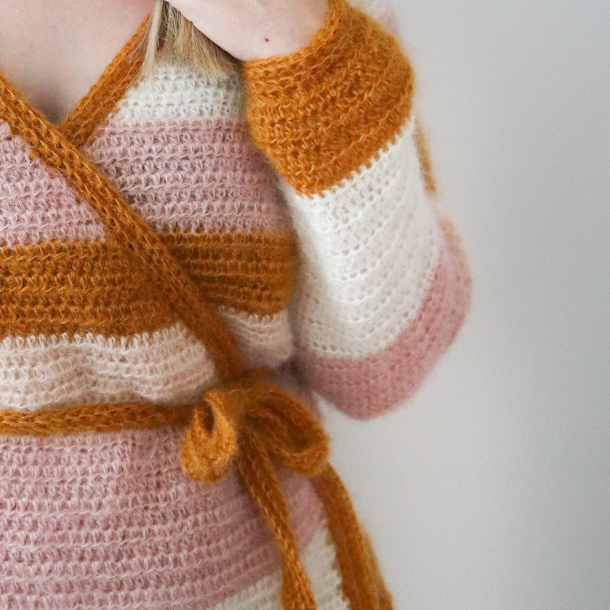 Cherry Blossom - Wrap cardigan - Image 4