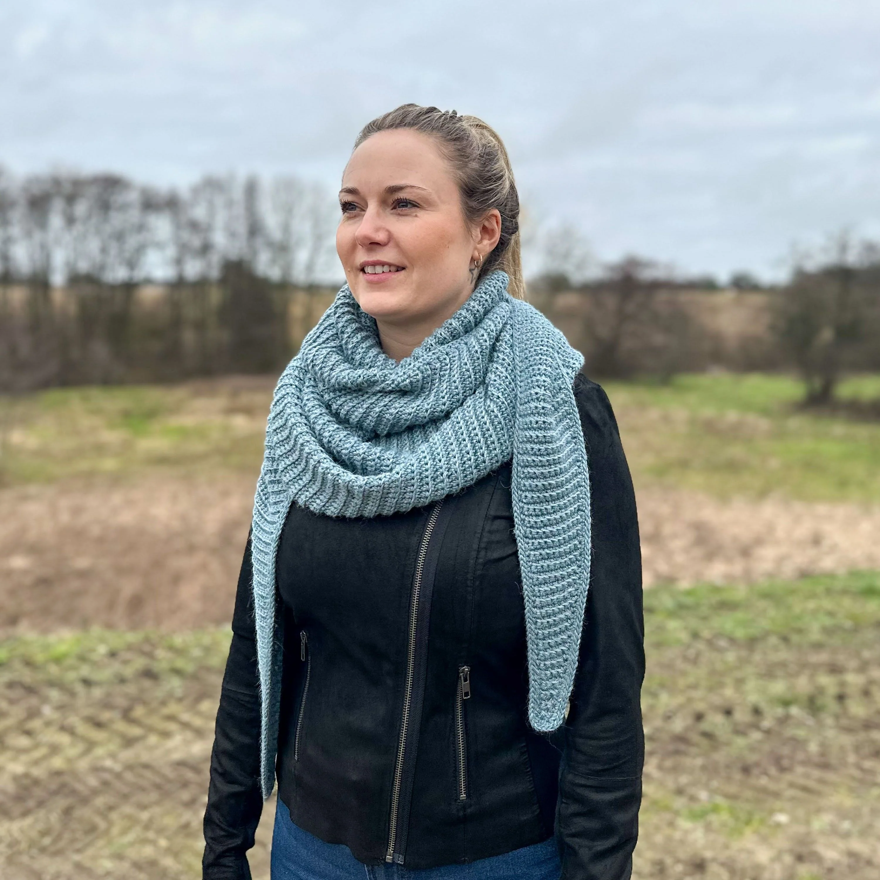 Simple Big Scarf - Image 4
