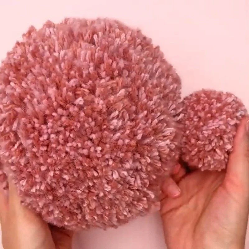 Hoop Jumbo Pompon Maker - Image 4