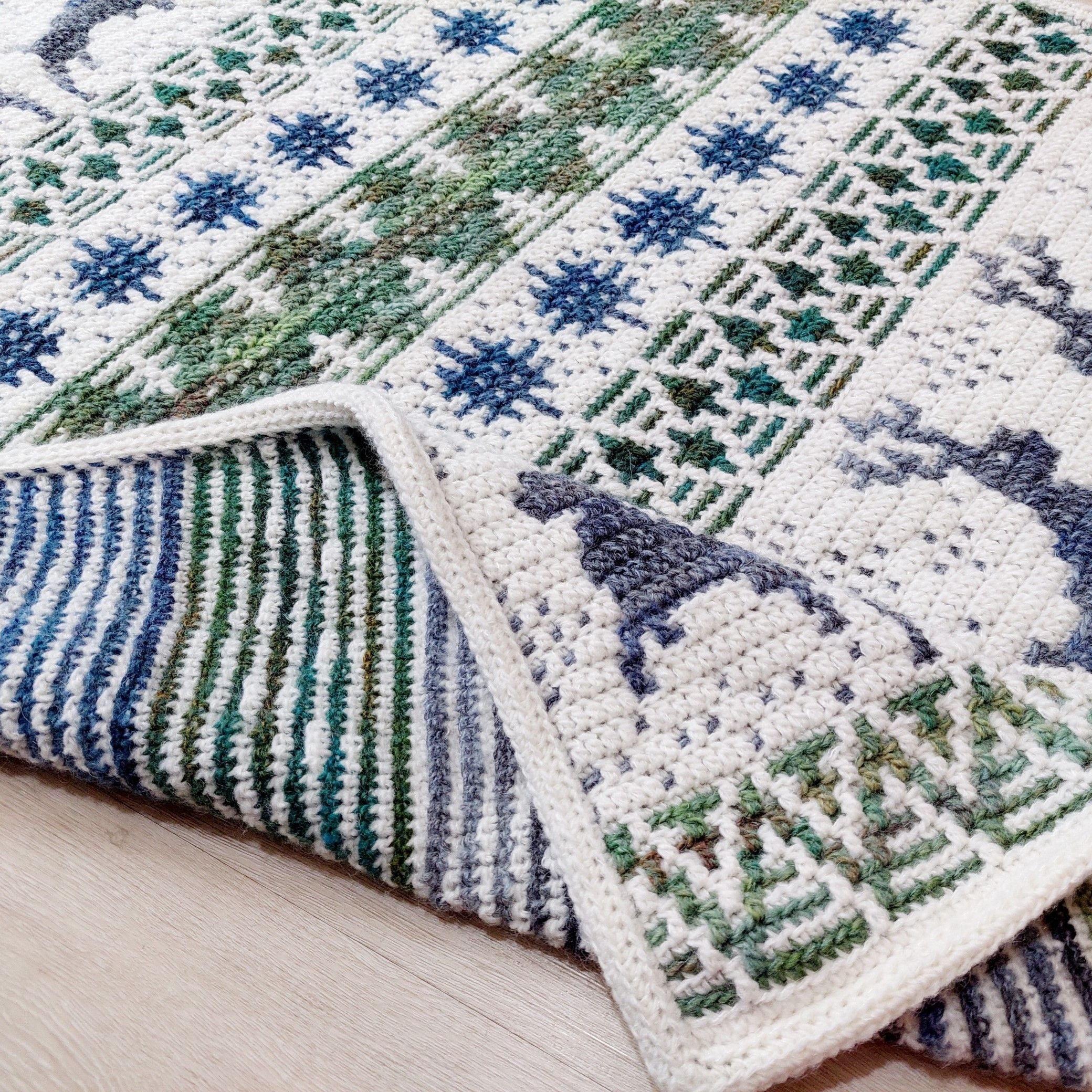 Joys of Winter - Blanket - Image 3