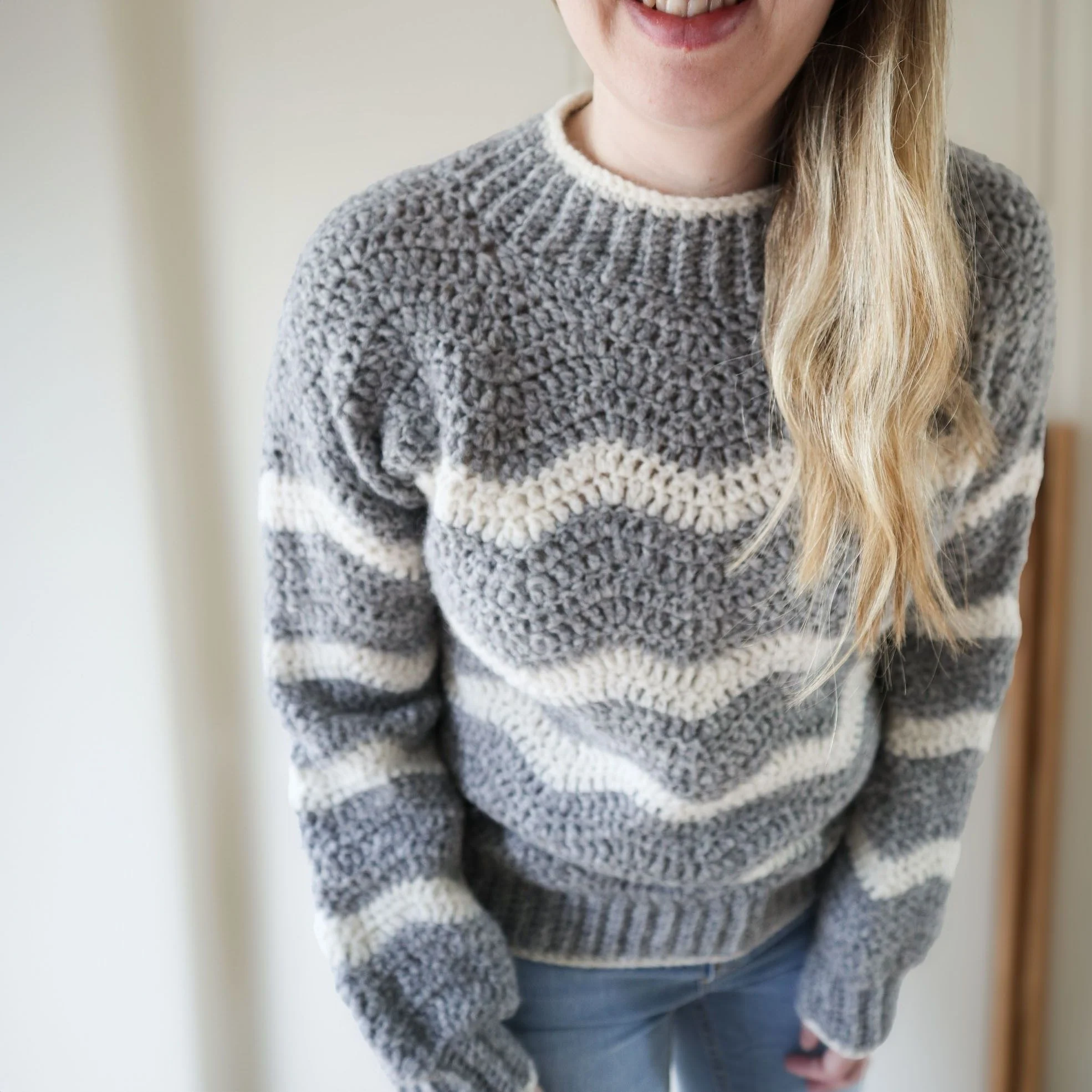Waves - Sweater - Image 5