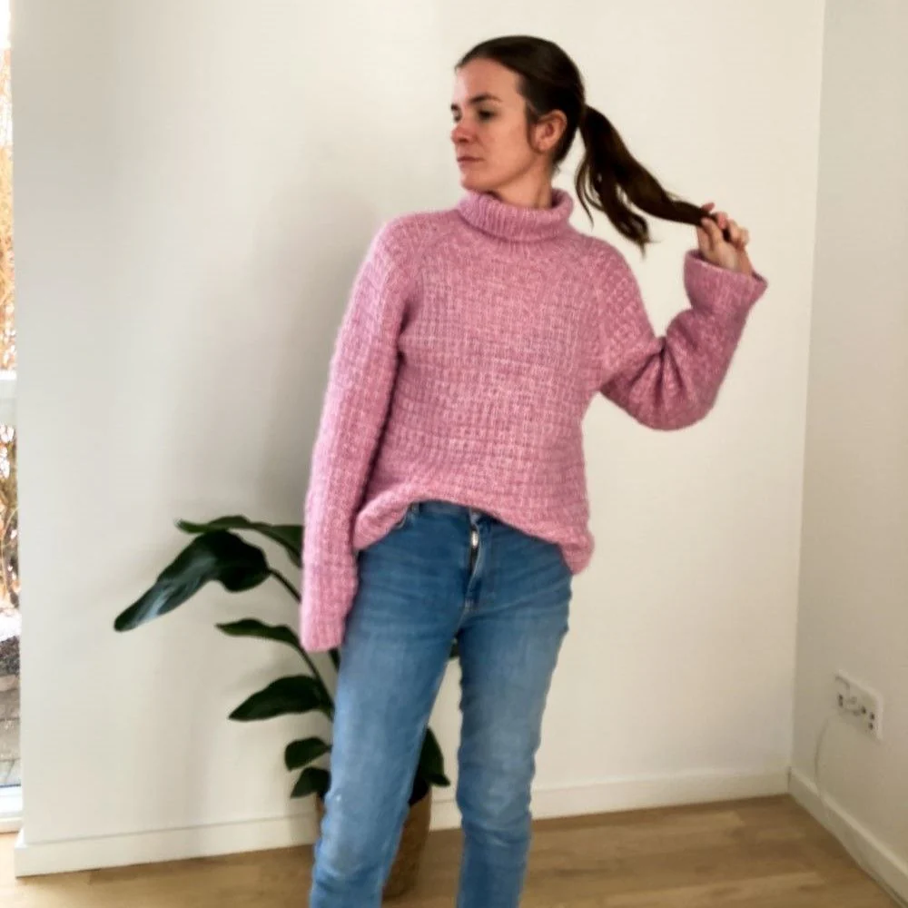 Snowdrop - Sweater - Image 2