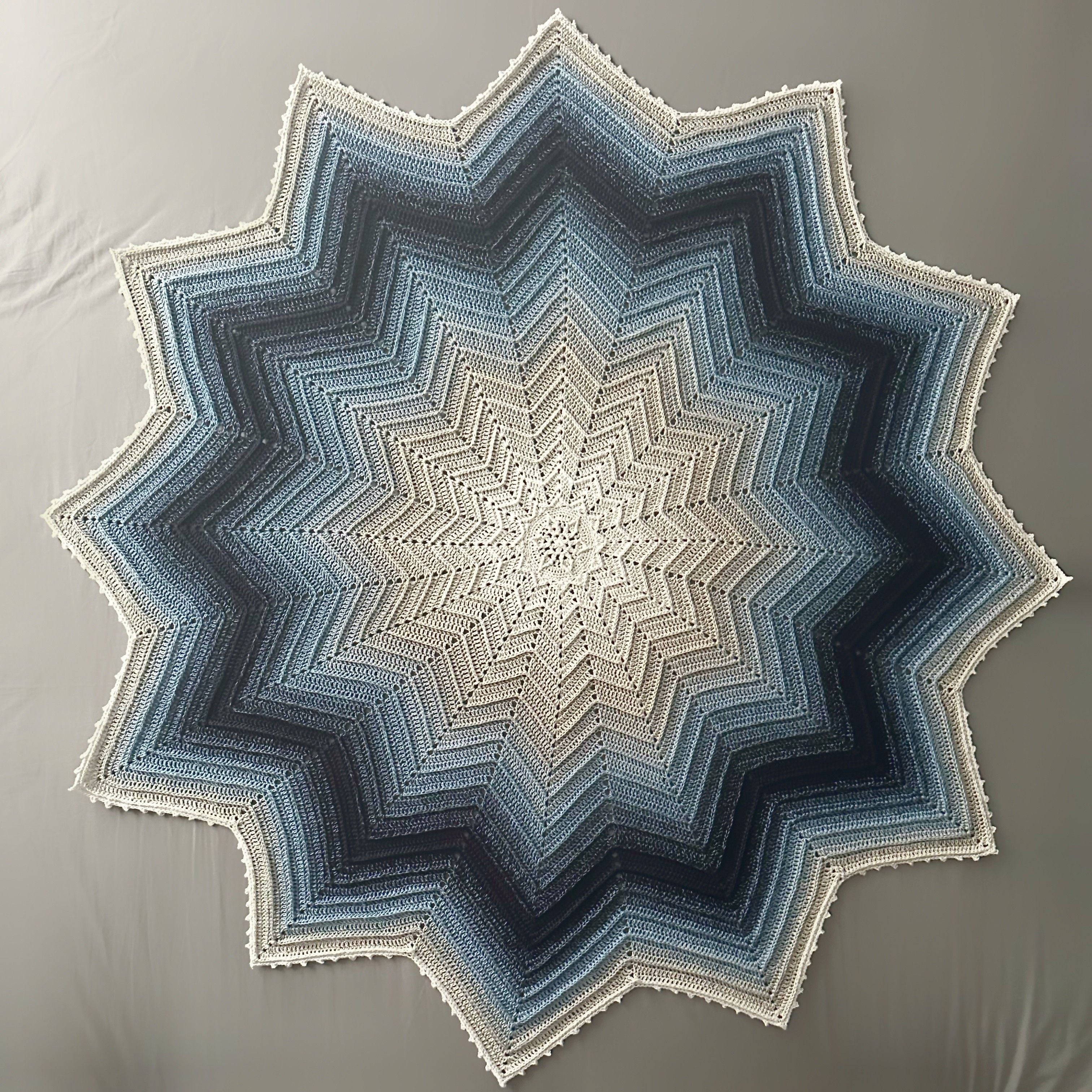 Star of Hunor - Baby Blanket - Image 2