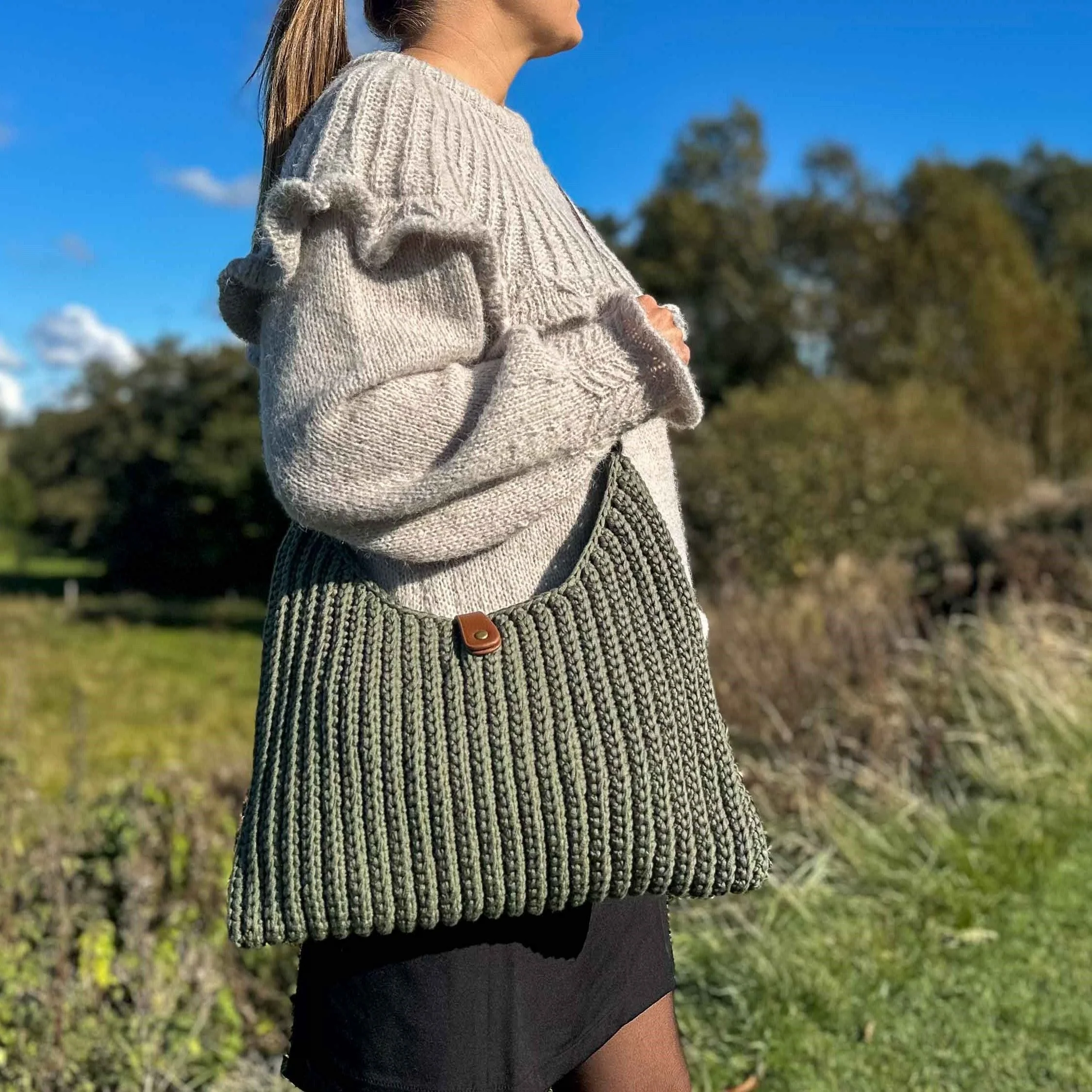 Amelia - Shoulder Bag - Image 3