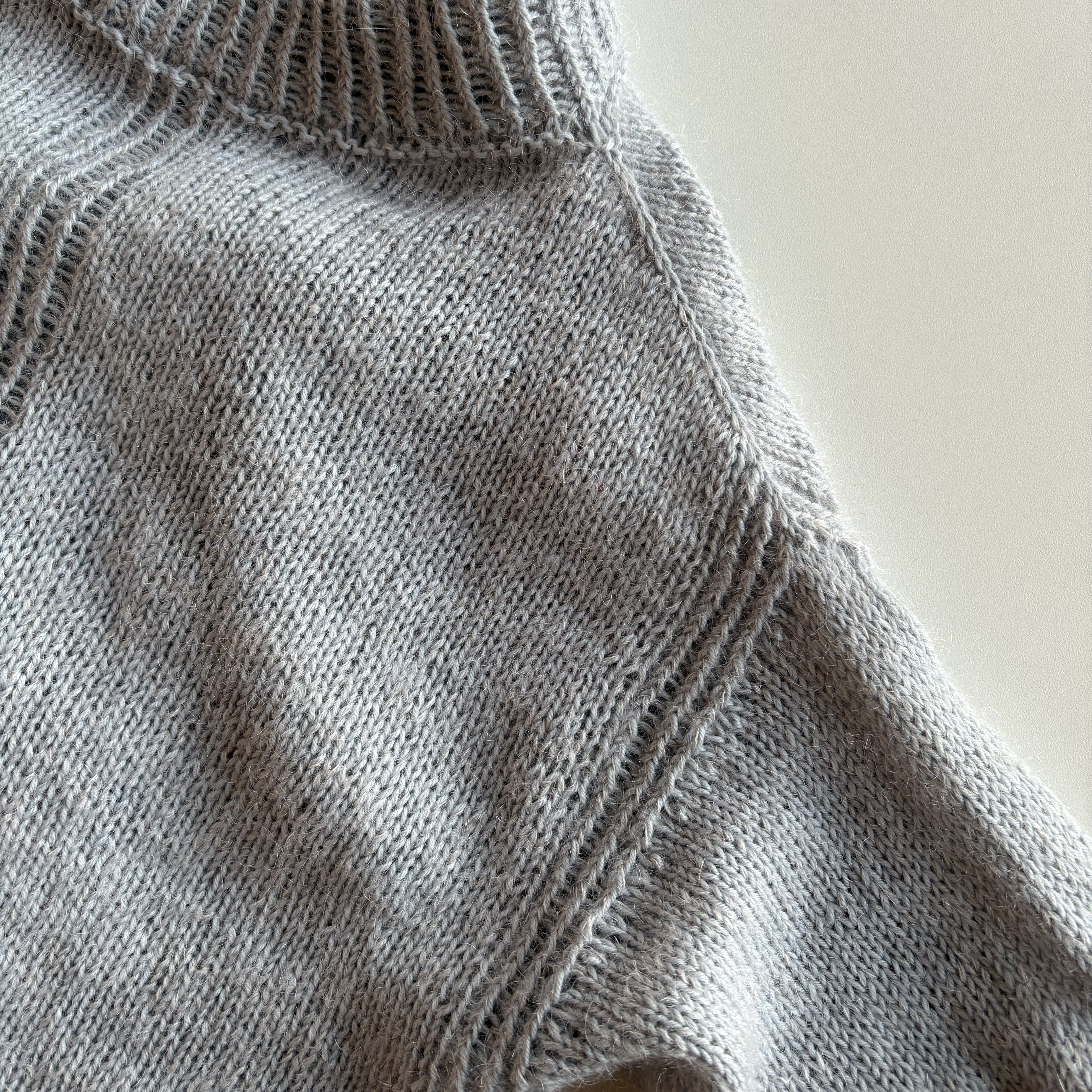 Mountain Ridge – Sweater - Image 4