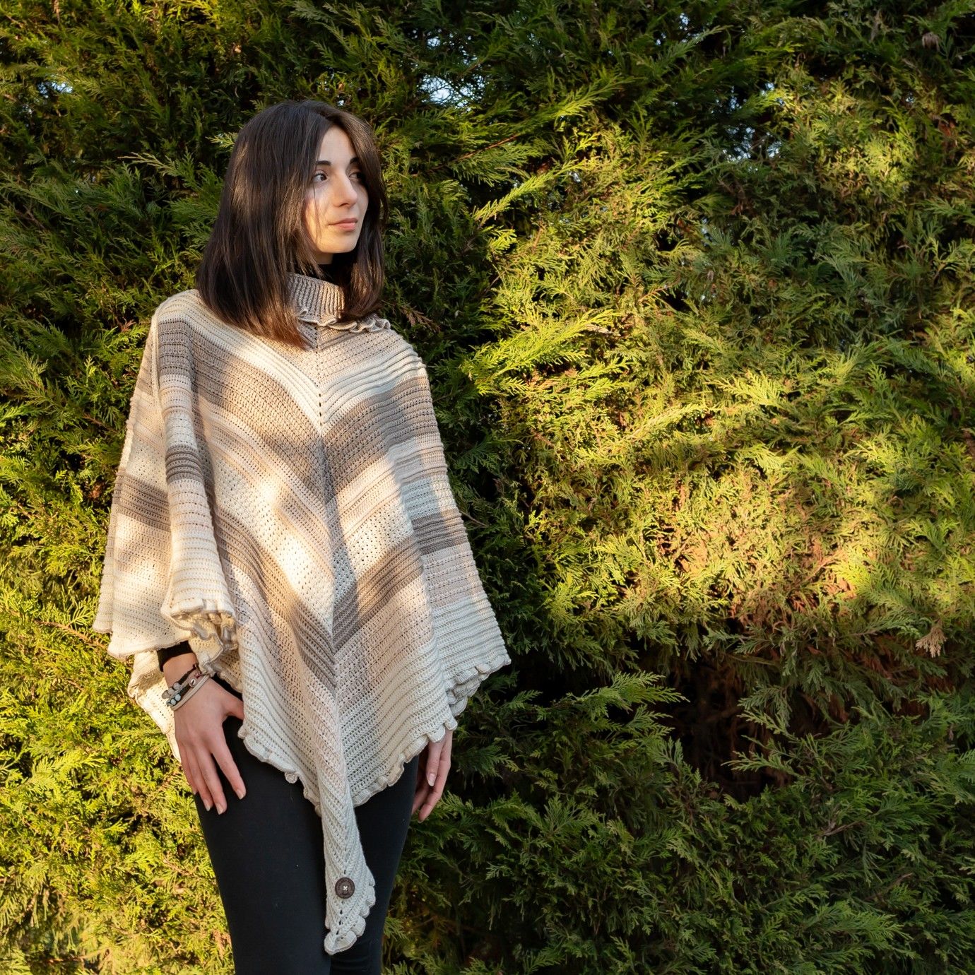 Ophelia - Poncho - Image 13