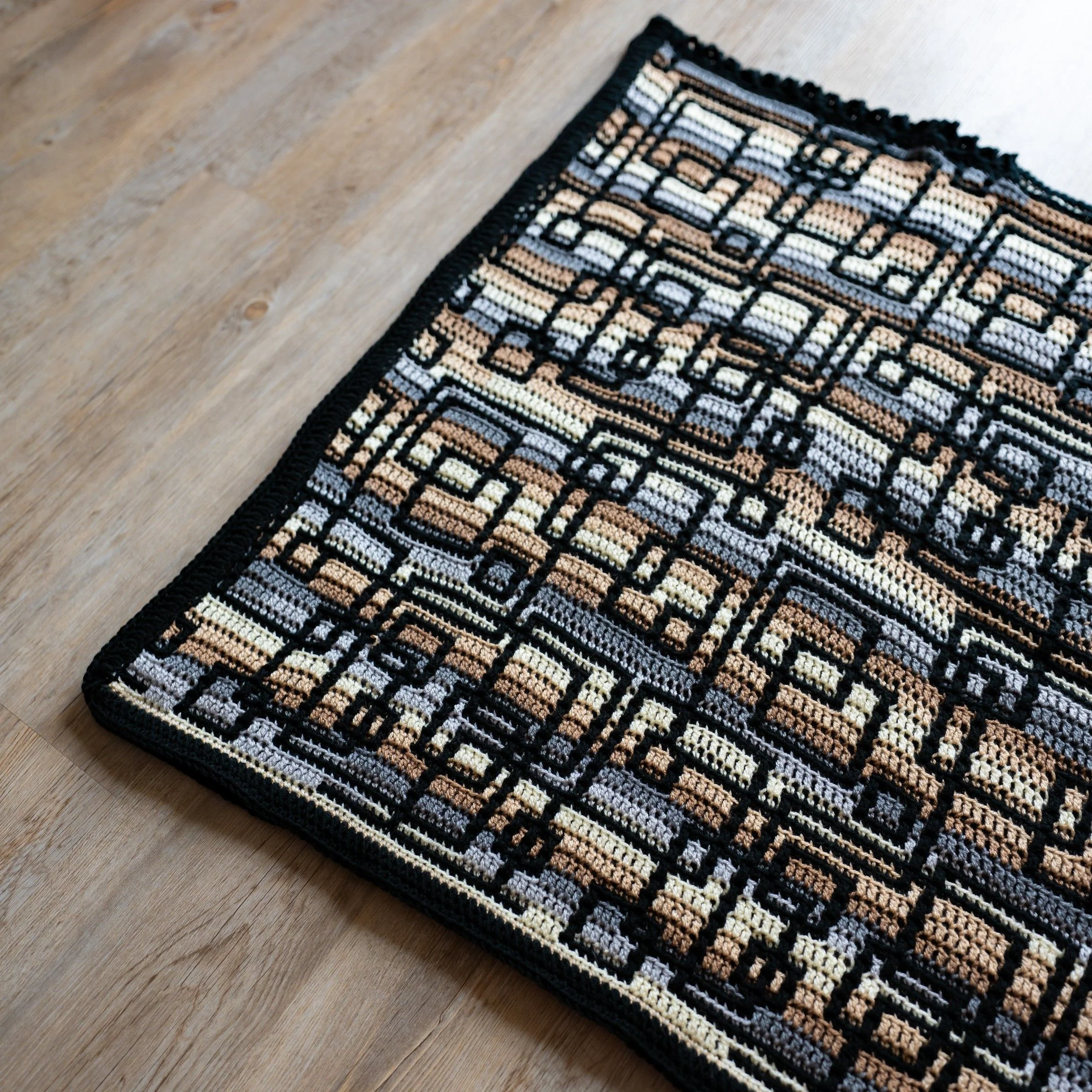Linked Symmetry - Poncho - Image 12