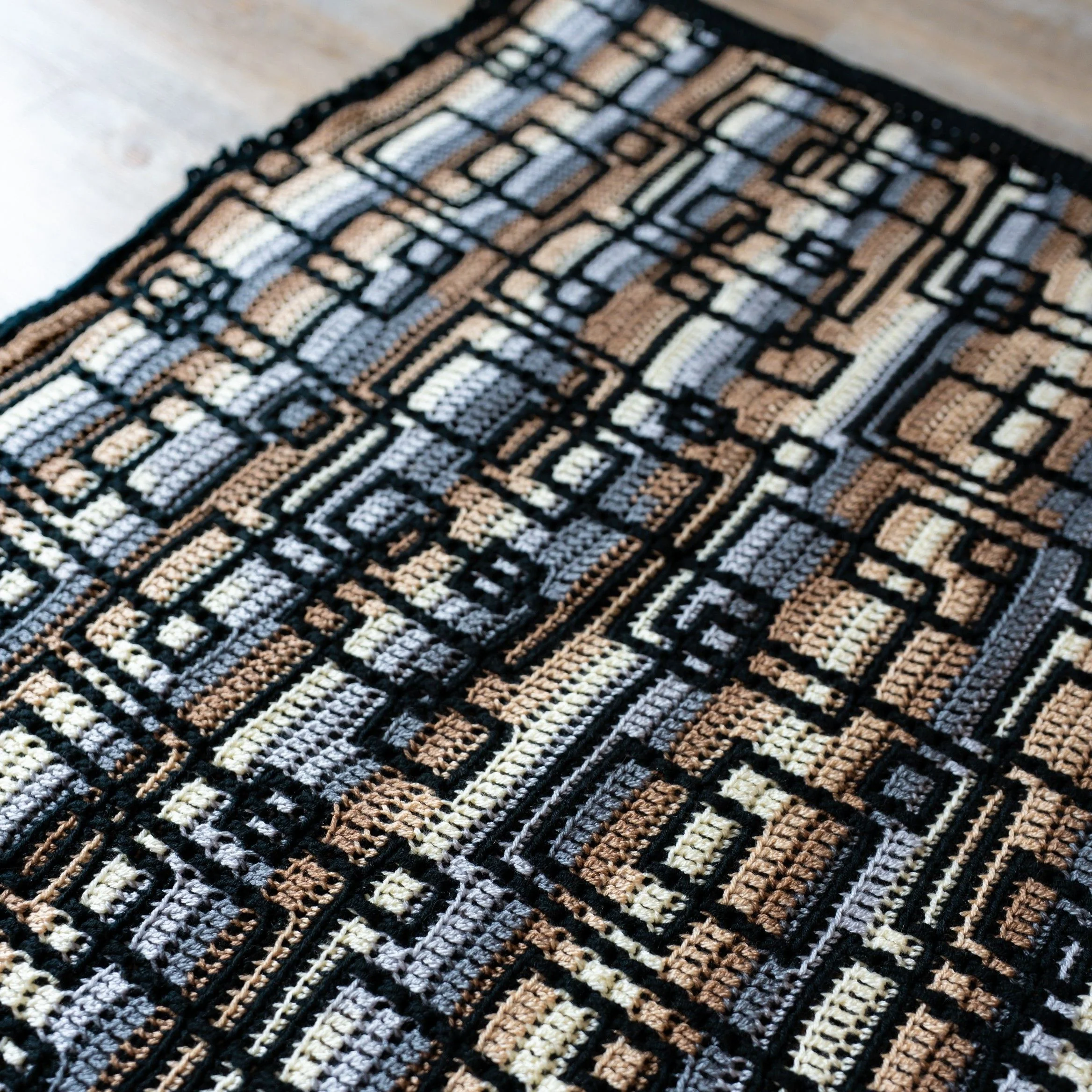 Linked Symmetry - Poncho - Image 13