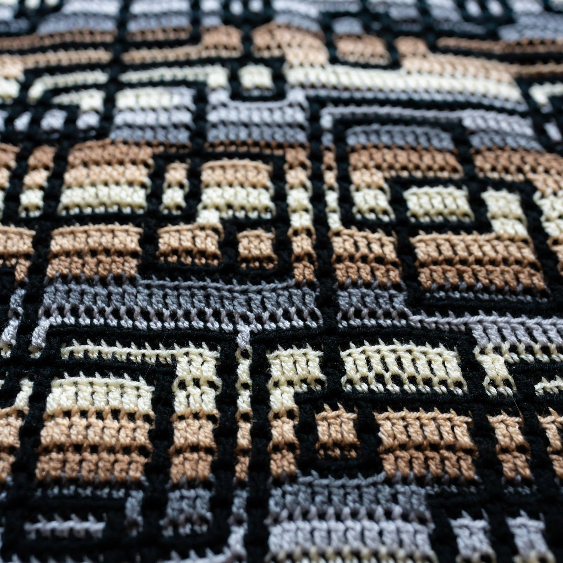 Linked Symmetry - Poncho - Image 14