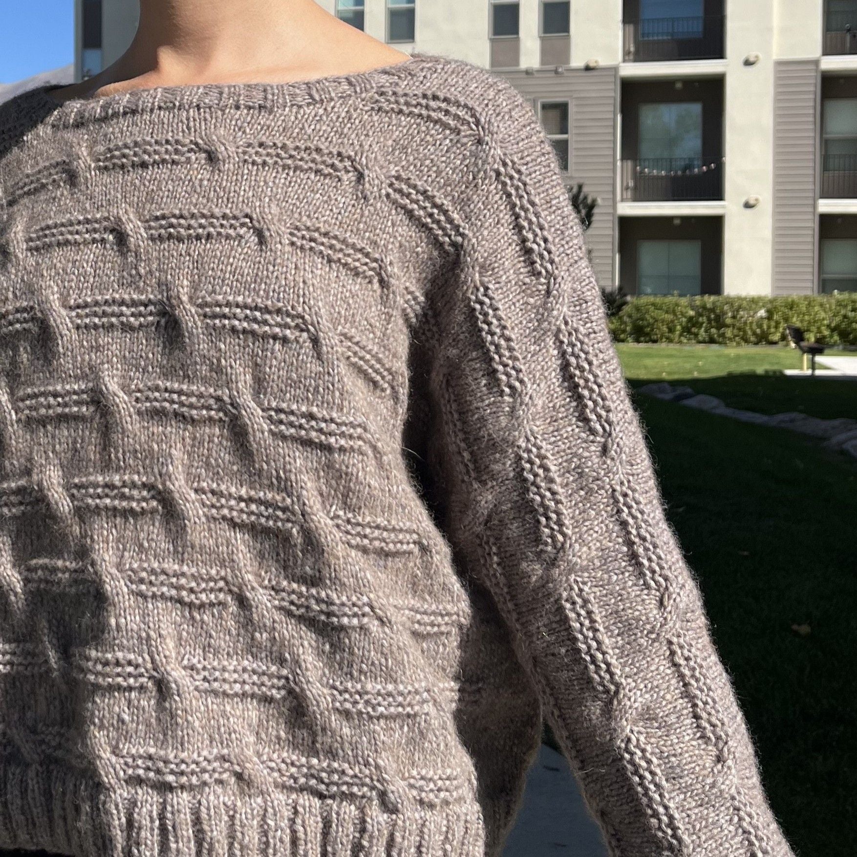 Chatty Chiara - Sweater - Image 3