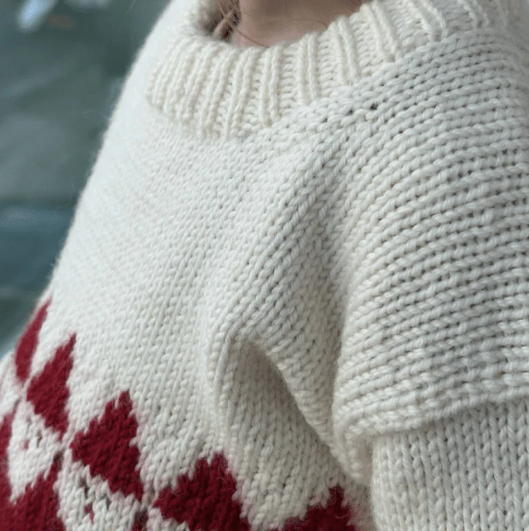 Easy Santa Sweater Junior - Image 3
