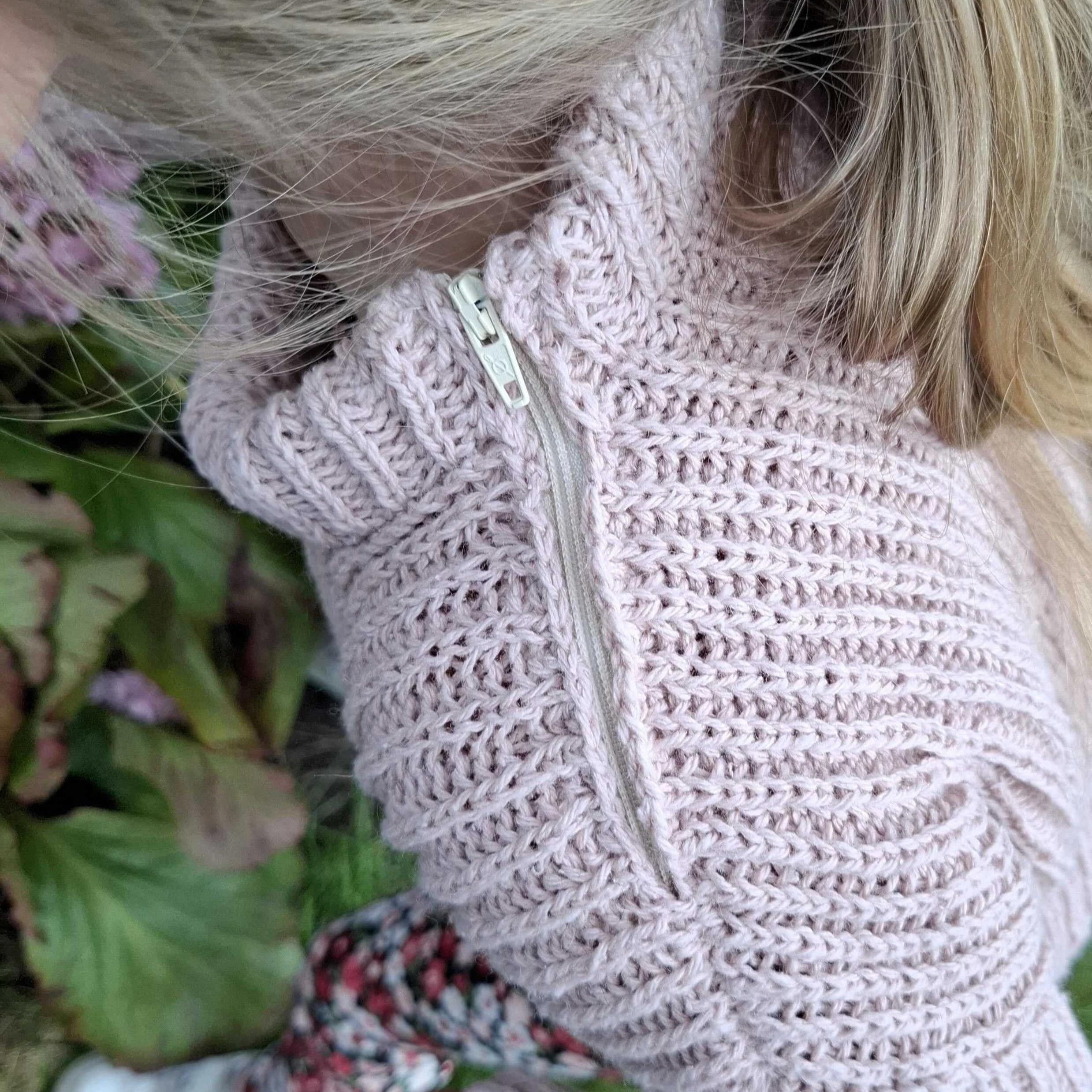 Runa - Children’s Sweater - Image 4
